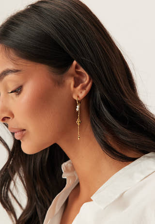 723445-0016-00ONE_001