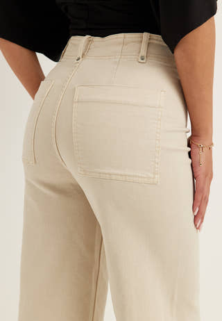 Cropped Front Seam Jeans