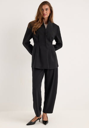 Shaped Short Coat Black