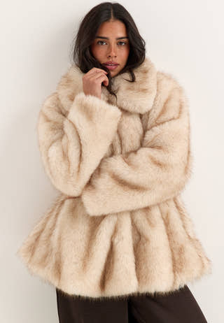 Short Peplum Faux Fur Coat White