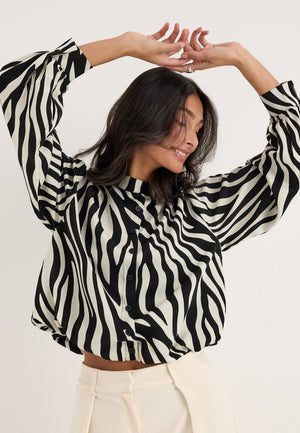 Balloon Hem Satin blouse Patterned