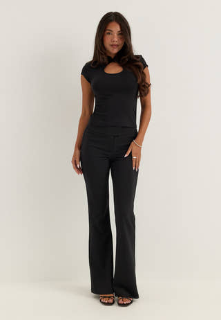 Keyhole Top Black