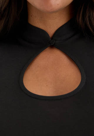 Keyhole Top Black