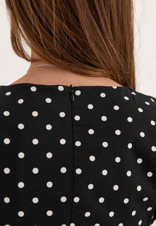 V-shaped Rushed Midi Dress Dotted