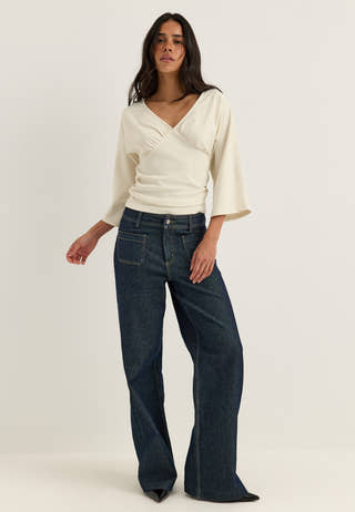 V-neck Batwing top White