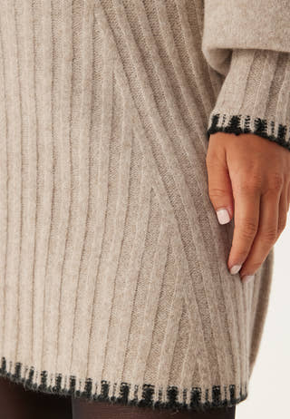 Contrast Edge Knitted Dress