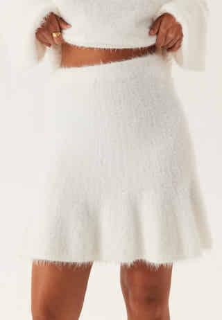 bubbleroom-fluffy-knitted-short-skirt_3
