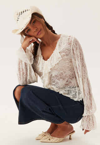 Frill Lace Blouse