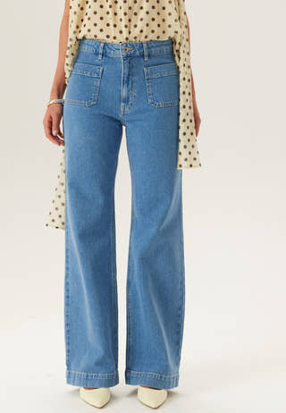 Front Pocket Jeans