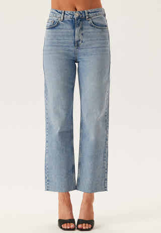 High Straight Ankle Jeans