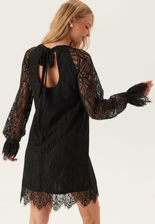 bubbleroom-lace-bow-dress_1