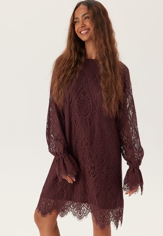 bubbleroom-lace-bow-dress_5