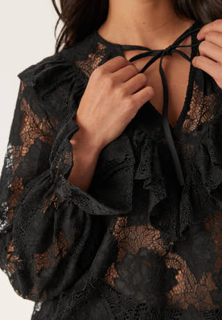 Lace L/S Blouse