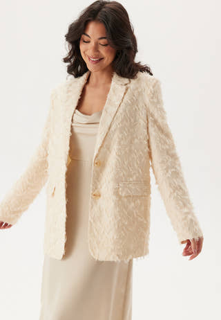 Featherlike Oversized Blazer