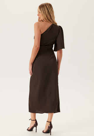 bubbleroom-occasion-ruched-one-shoulder-midi-dress_5