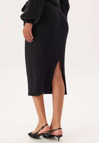 Round Neck Rib Knitted Midi Dress