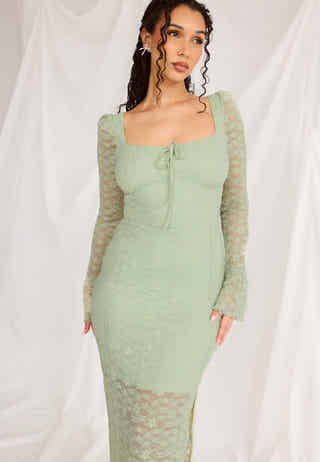 bubbleroom-square-neck-lace-dress_7