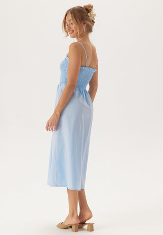 bubbleroom-strap-smock-dress-light-blue_1