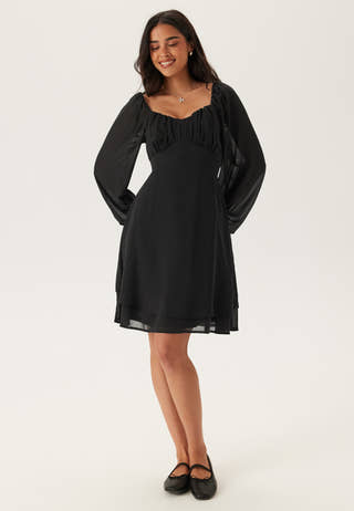 Sweetheart L/S Dress