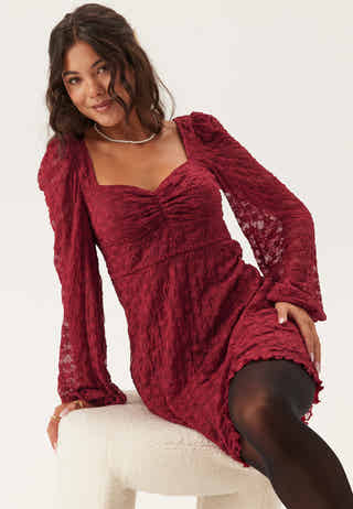 Sweetheart Short Lace Dress