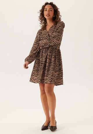 V-neck Button Short Dress