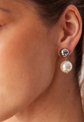 Jolie Pearl Earring, Steel
