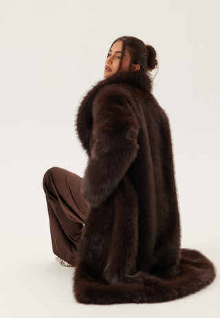 chiara-forthi-long-faux-fur-coat_14