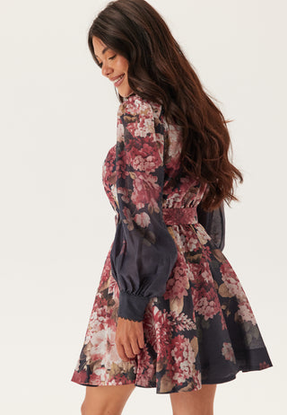 forever-new-vienna-trim-detail-skater-navy-adela-floral_2