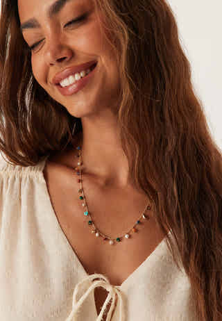 Between Necklace Gold-plated