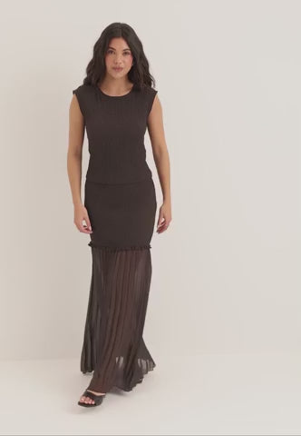 strucure-combined-maxi-skirt-brown-1188841795.mp4