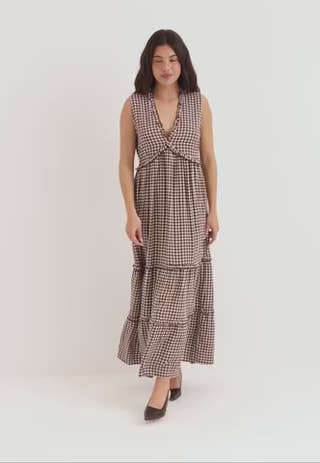 frill-maxi-dress-brown-patterned-1188841631.mp4